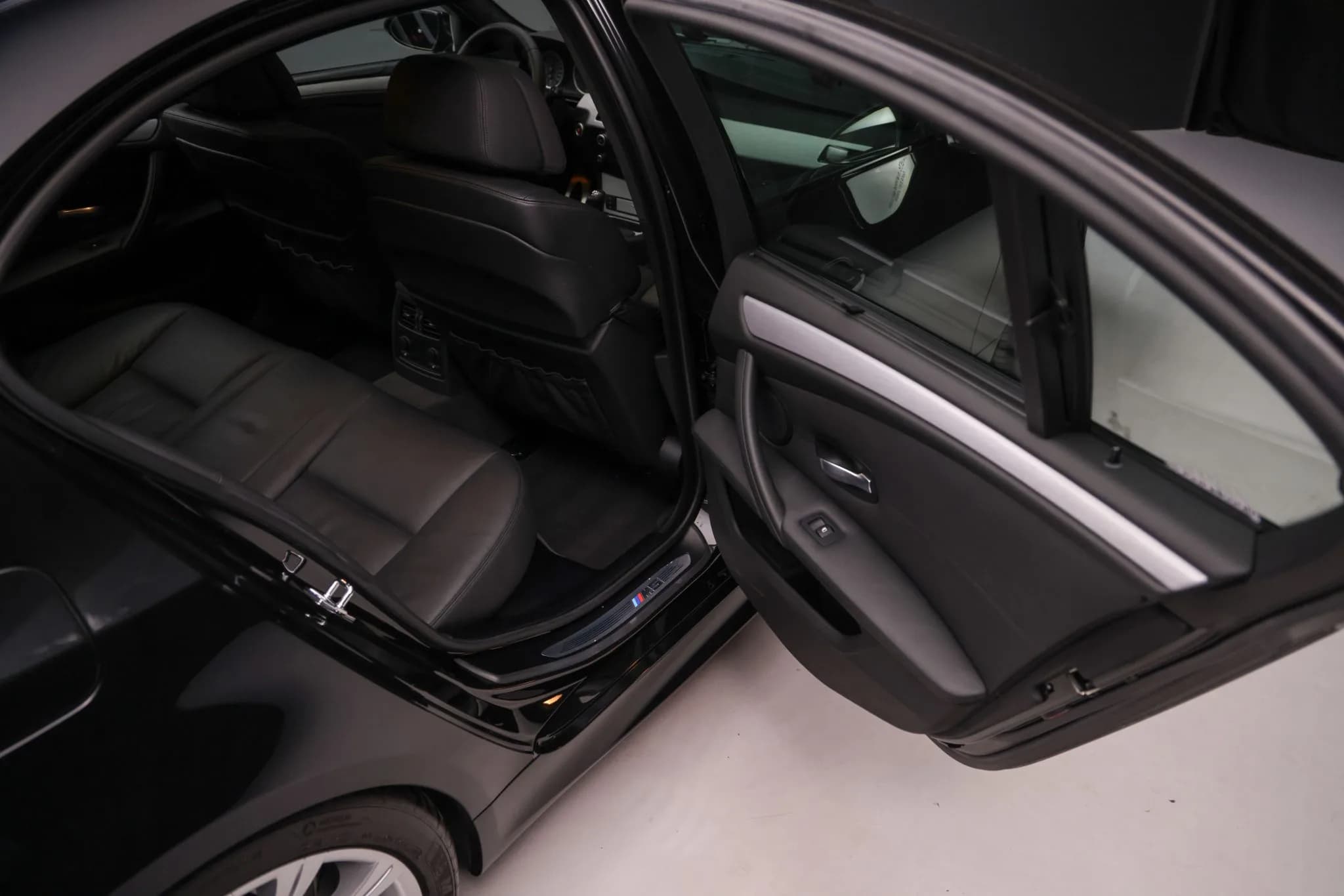2008 BMW M5 Sedan — Interior 15