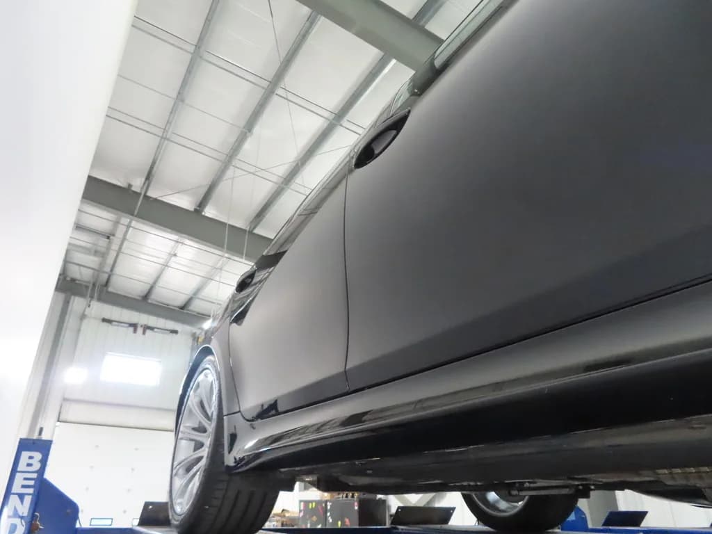 2008 BMW M5 Sedan — Undercarriage & underbody 9