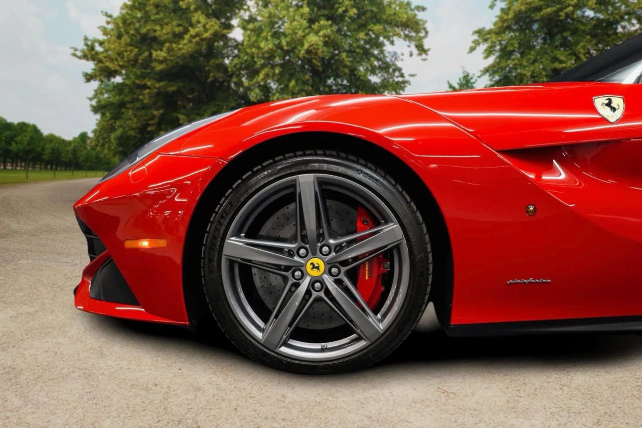 2015 Ferrari F12berlinetta — Exterior 2