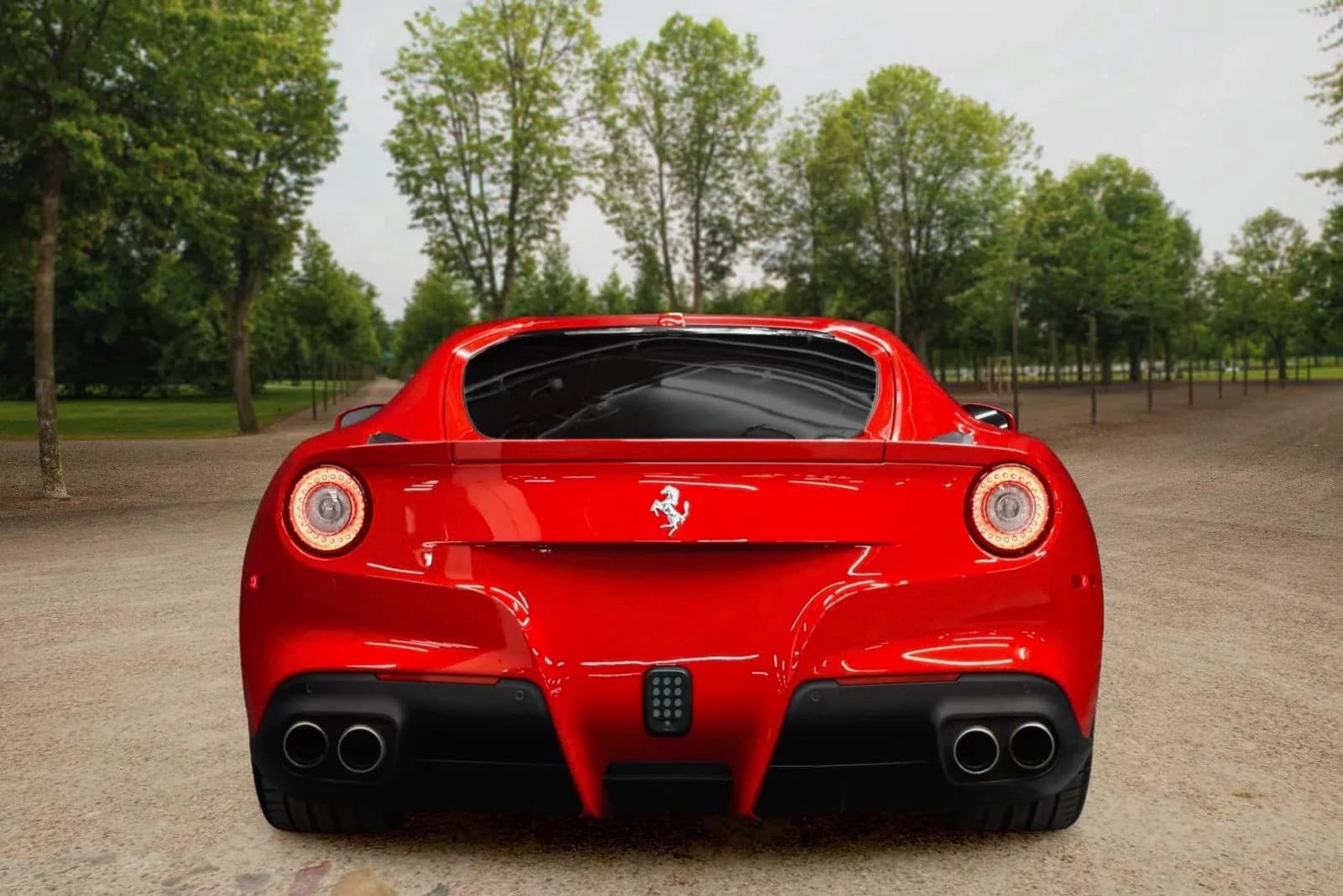 2015 Ferrari F12berlinetta — Exterior 10
