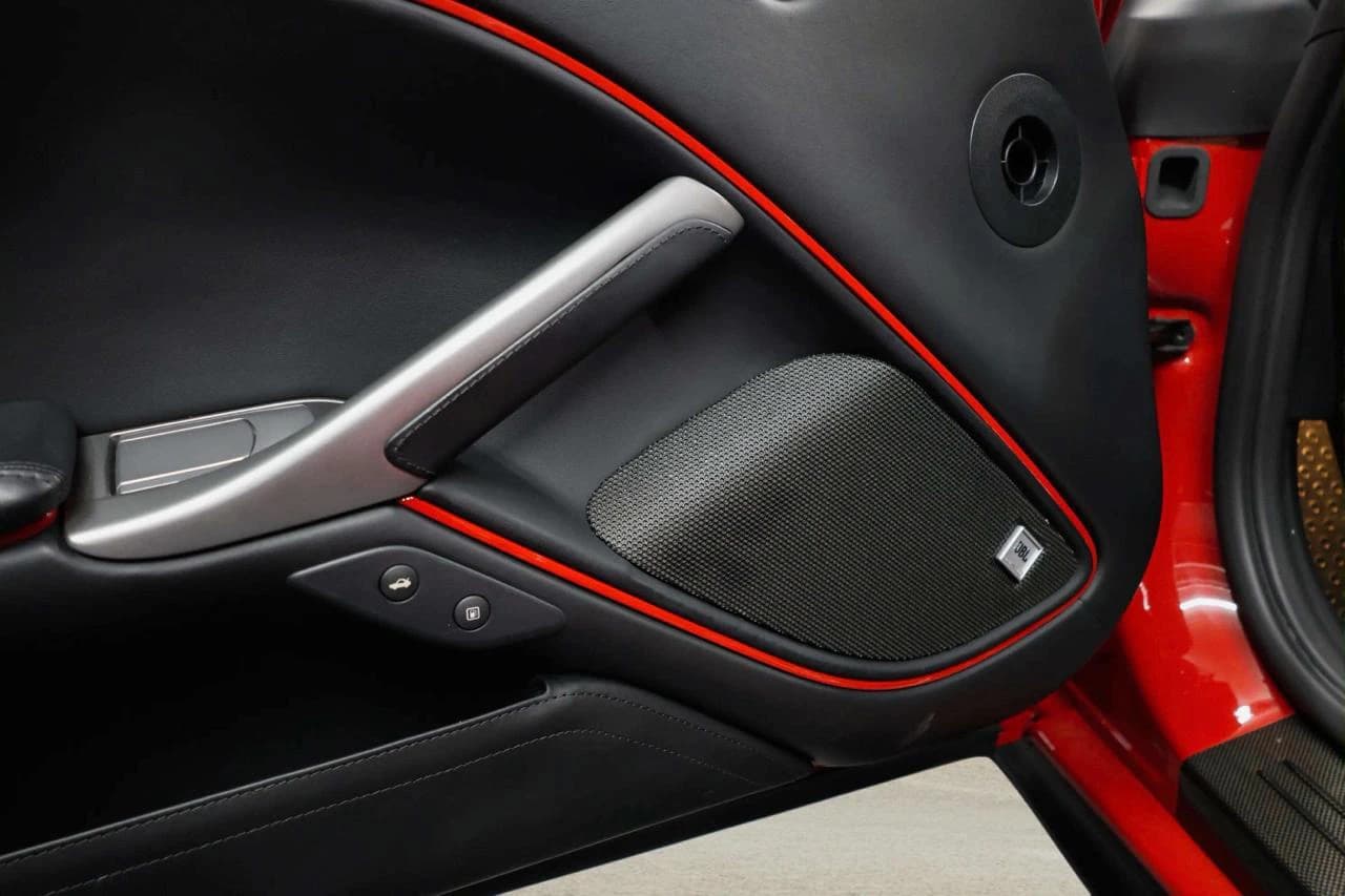 2015 Ferrari F12berlinetta — Interior 9