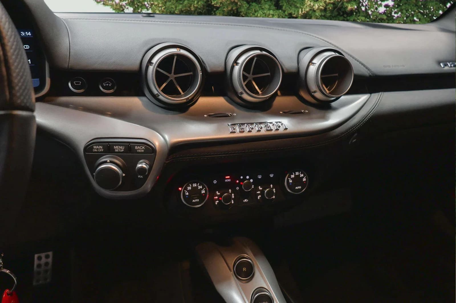 2015 Ferrari F12berlinetta — Interior 13