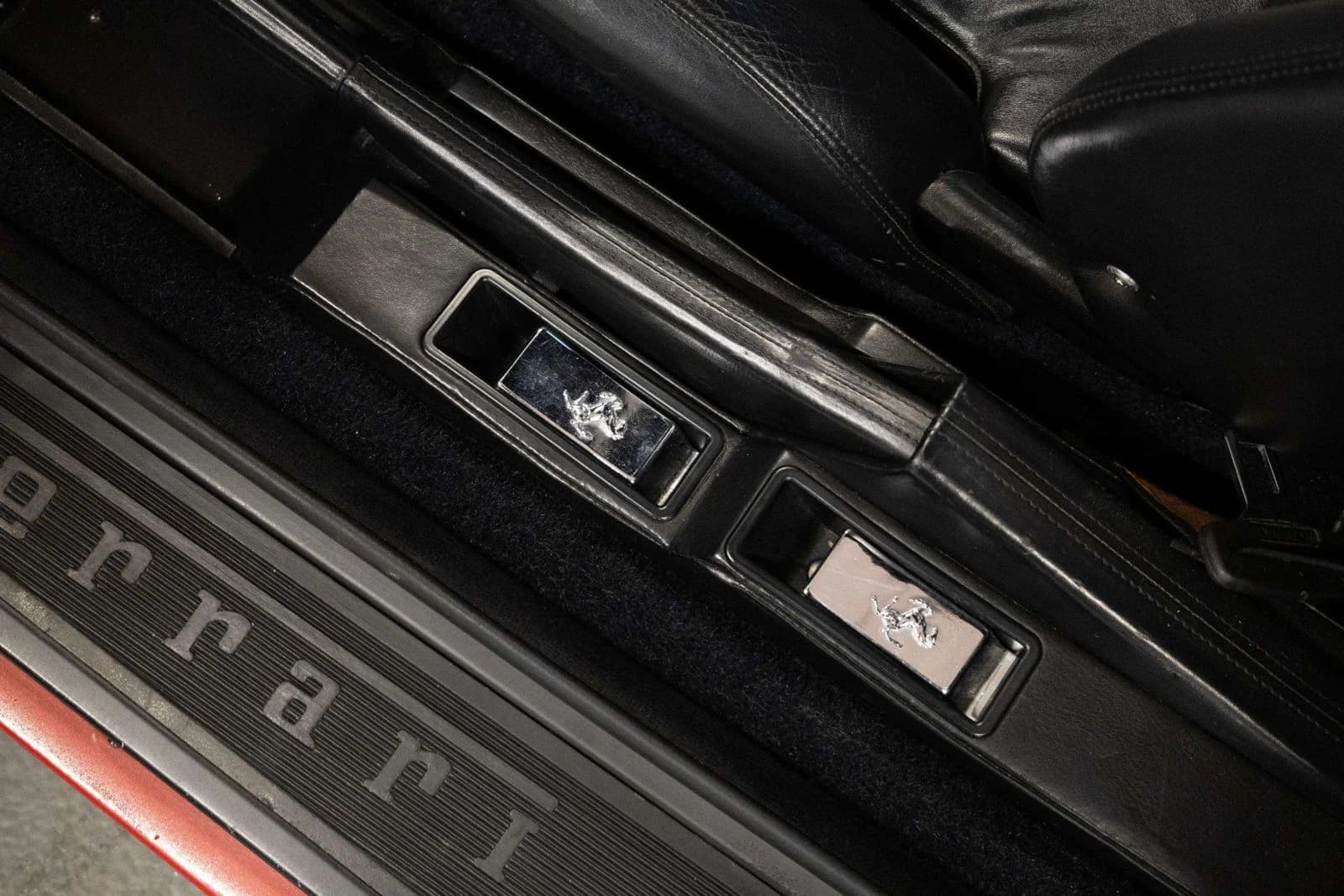 1986 Ferrari Testarossa — Interior 9