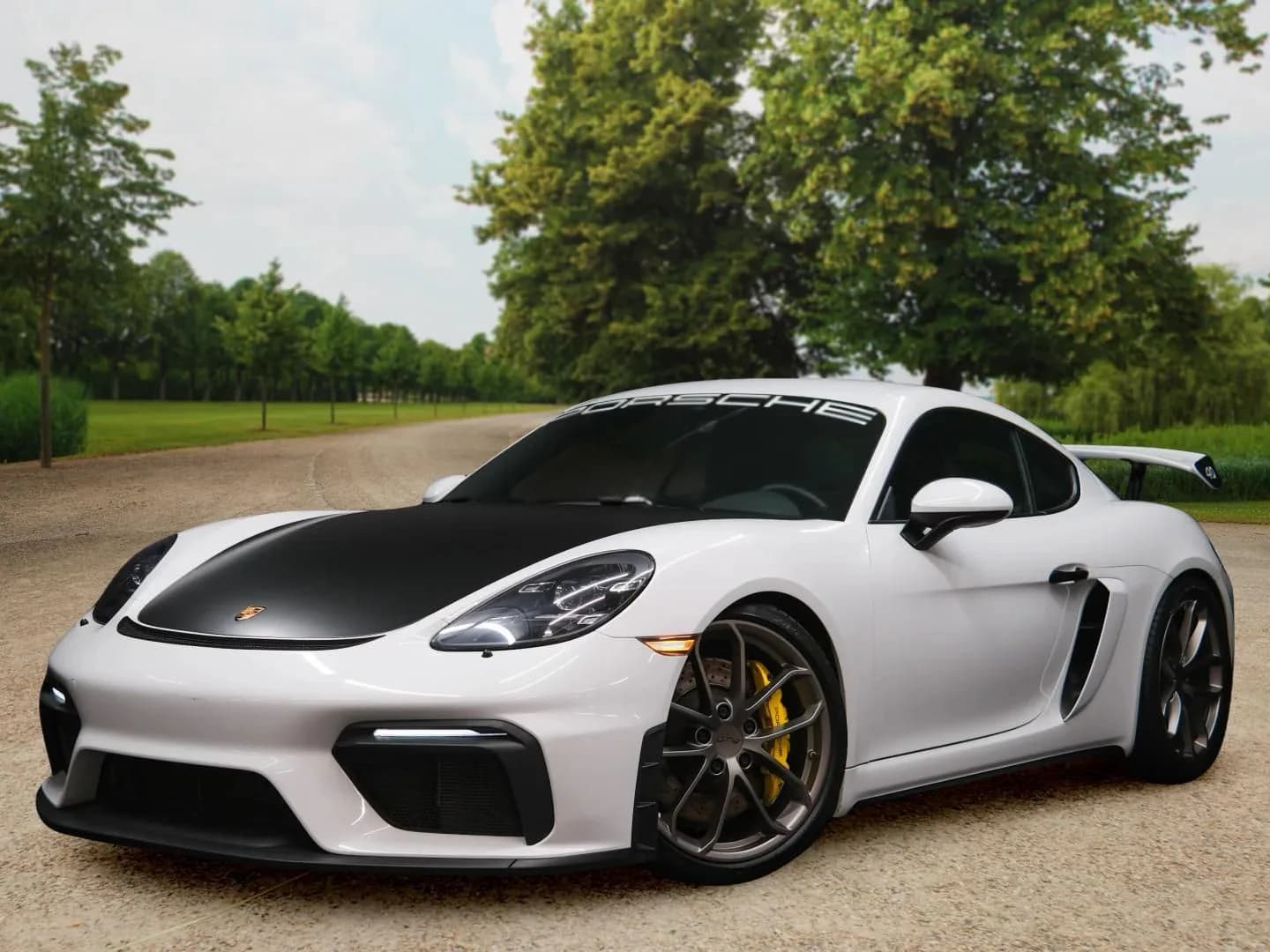 2021 Porsche 718 Cayman GT4 — Highlights 3