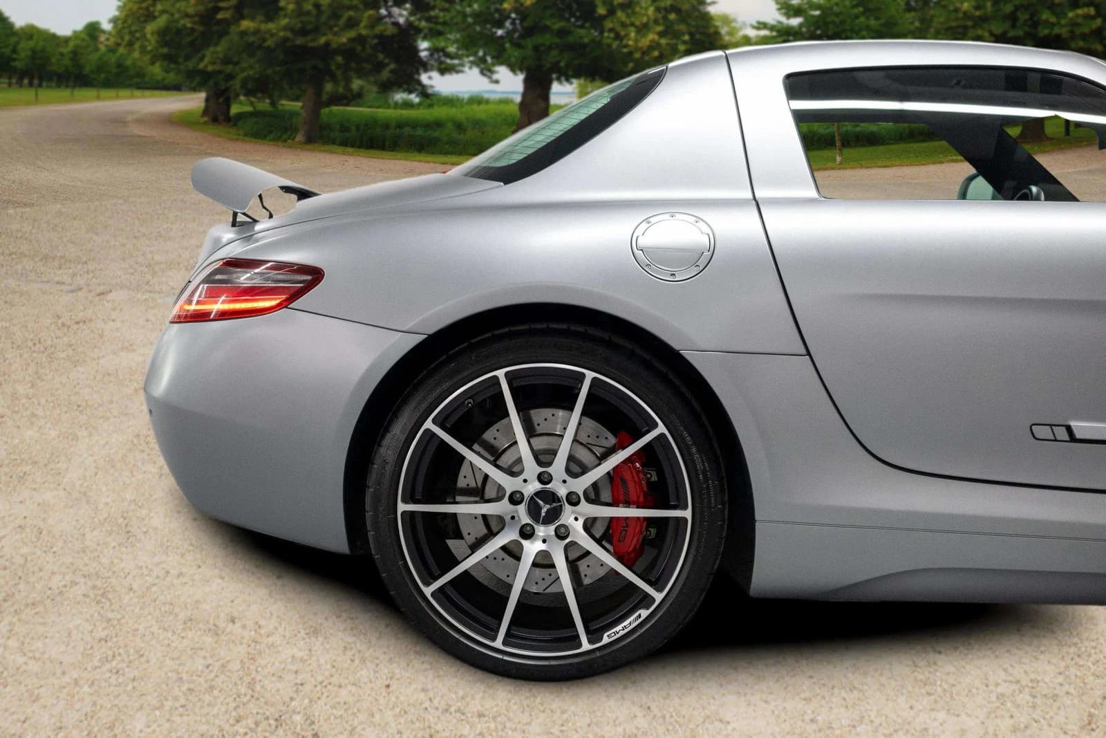 2011 Mercedes-Benz SLS AMG — Exterior 3