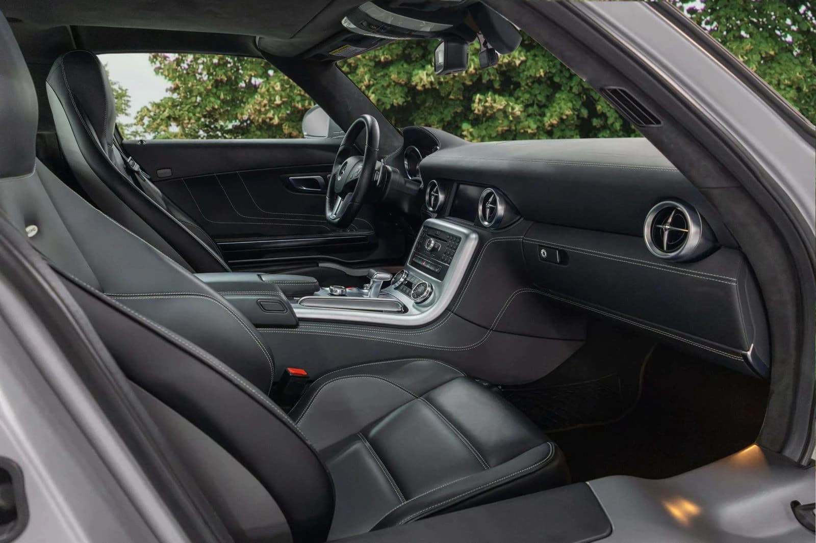 2011 Mercedes-Benz SLS AMG — Interior 3