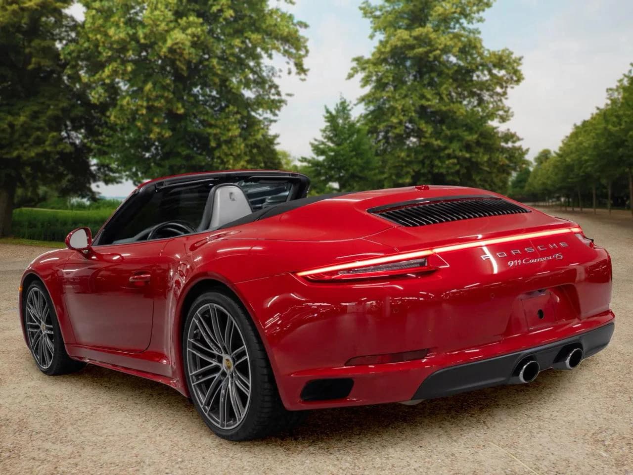 2017 Porsche 911 Carrera 4S Cabriolet — Exterior 4