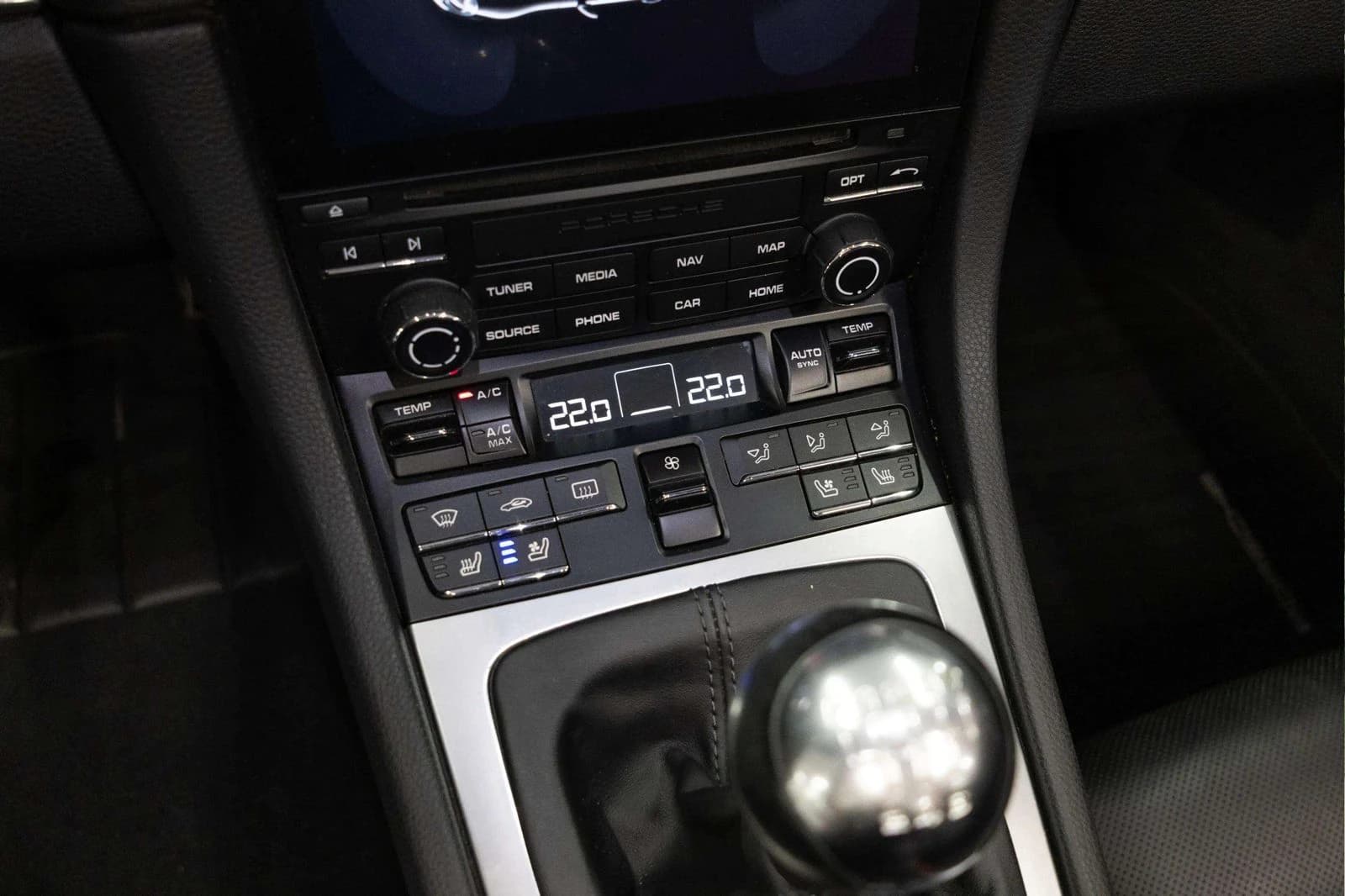 2017 Porsche 911 Carrera 4S Cabriolet — Interior 14