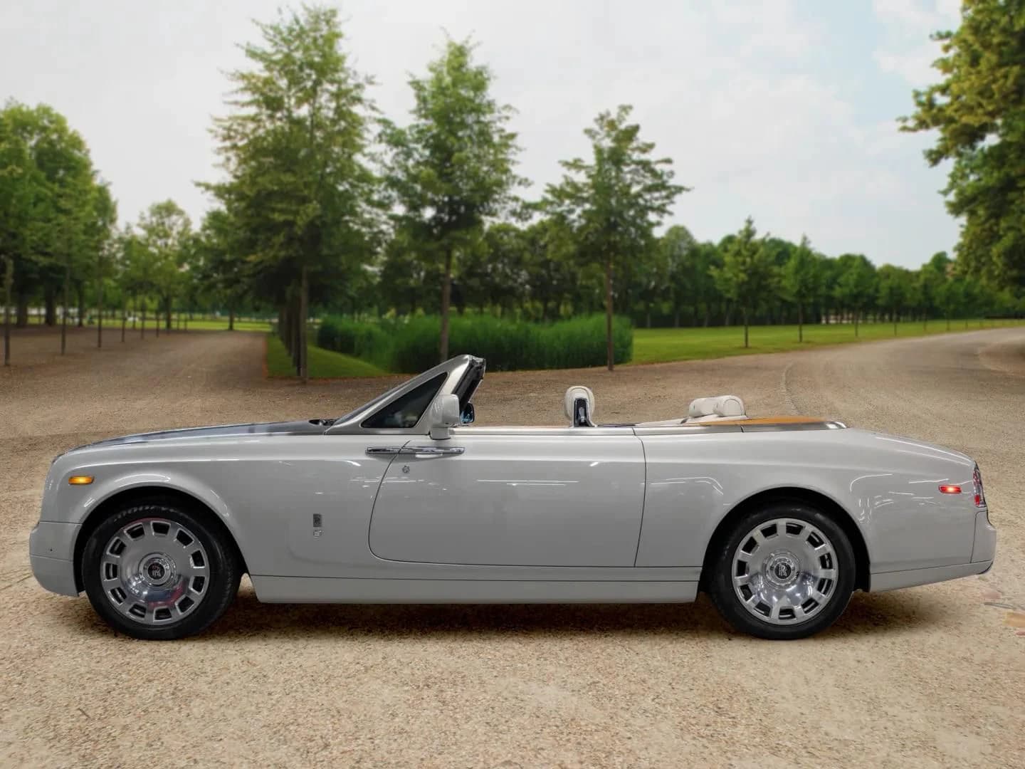 2013 Rolls-Royce Phantom Drophead Coupé — Extérieur 7