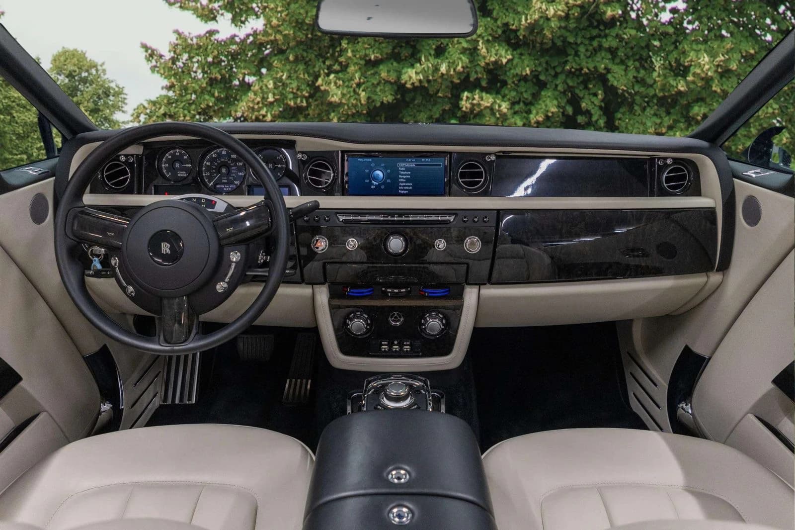 2013 Rolls-Royce Phantom Drophead Coupé — Intérieur 9
