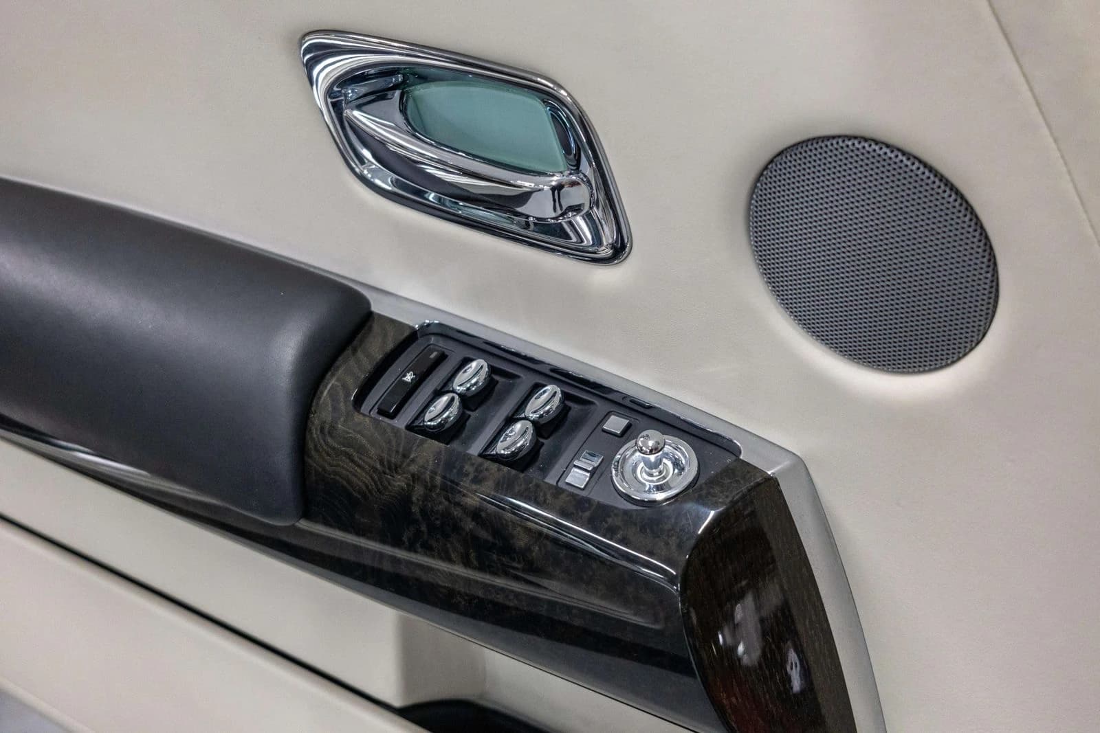 2013 Rolls-Royce Phantom Drophead Coupé — Intérieur 10
